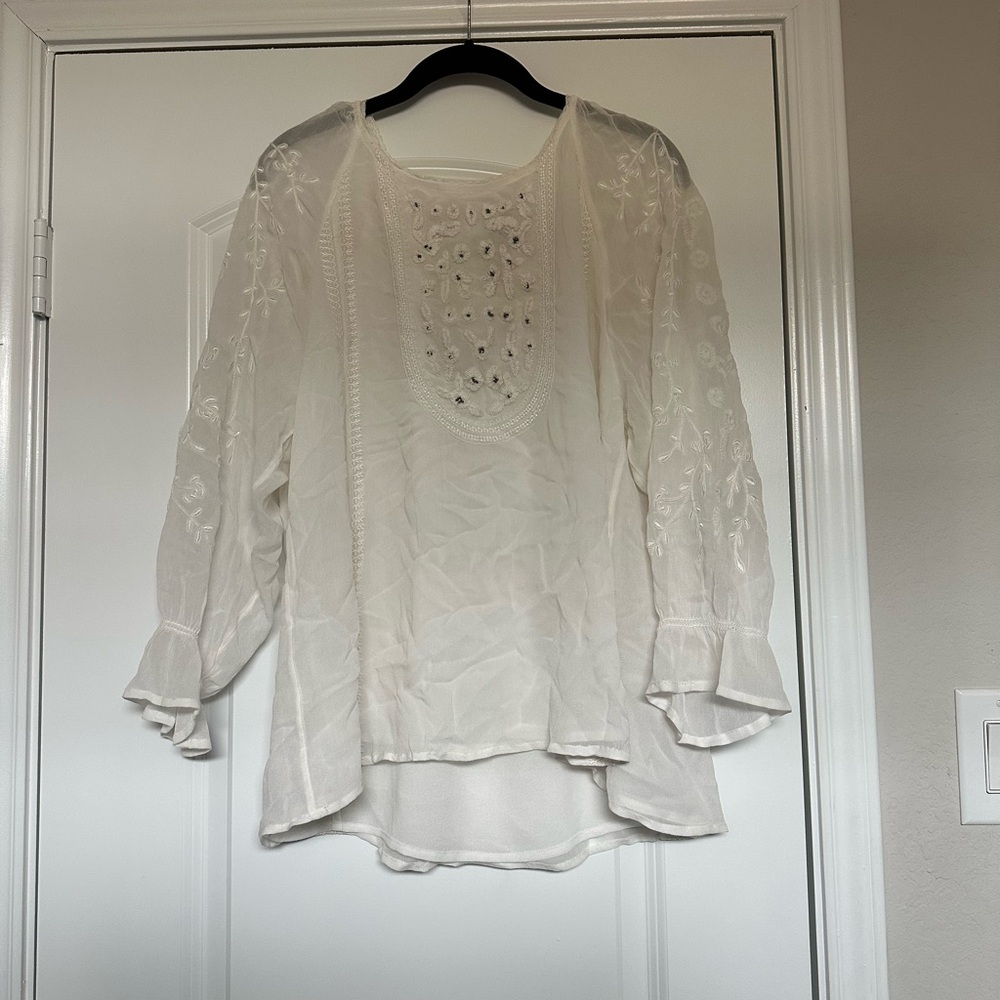 White Long Sleeve Blouse!